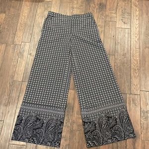 NY & Co. Patterned Dress Pants